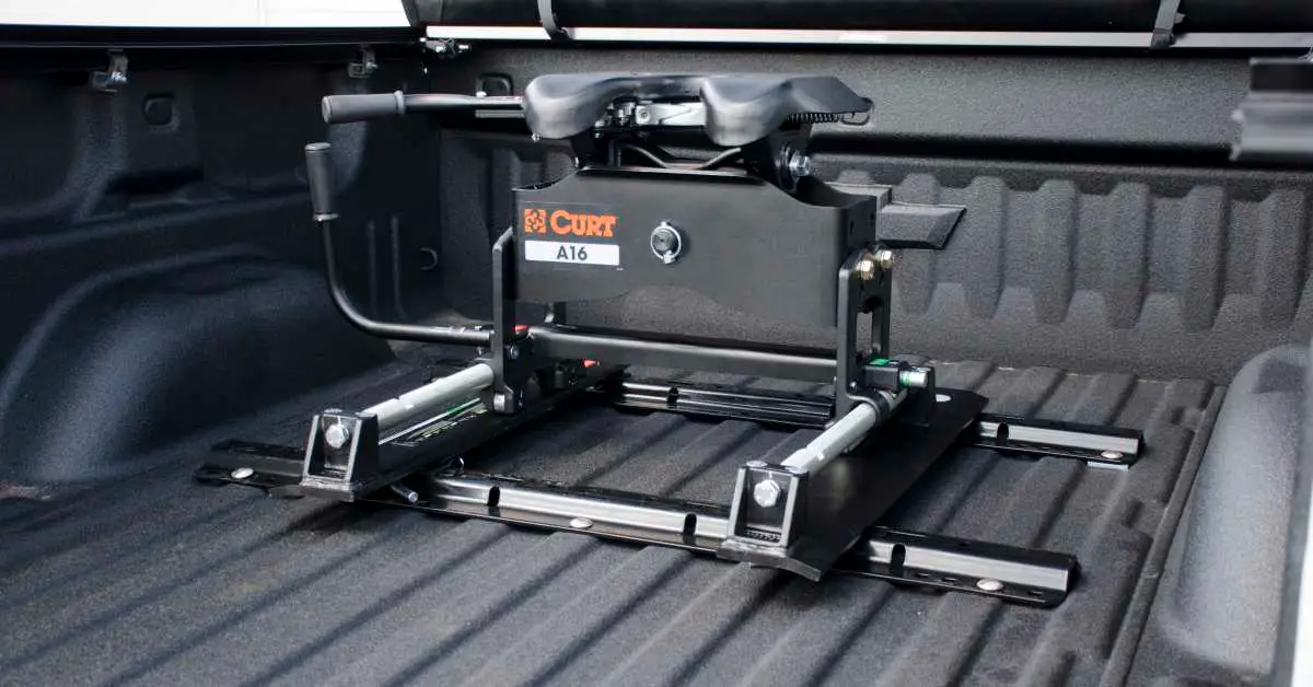 Slider 5th wheel hitch