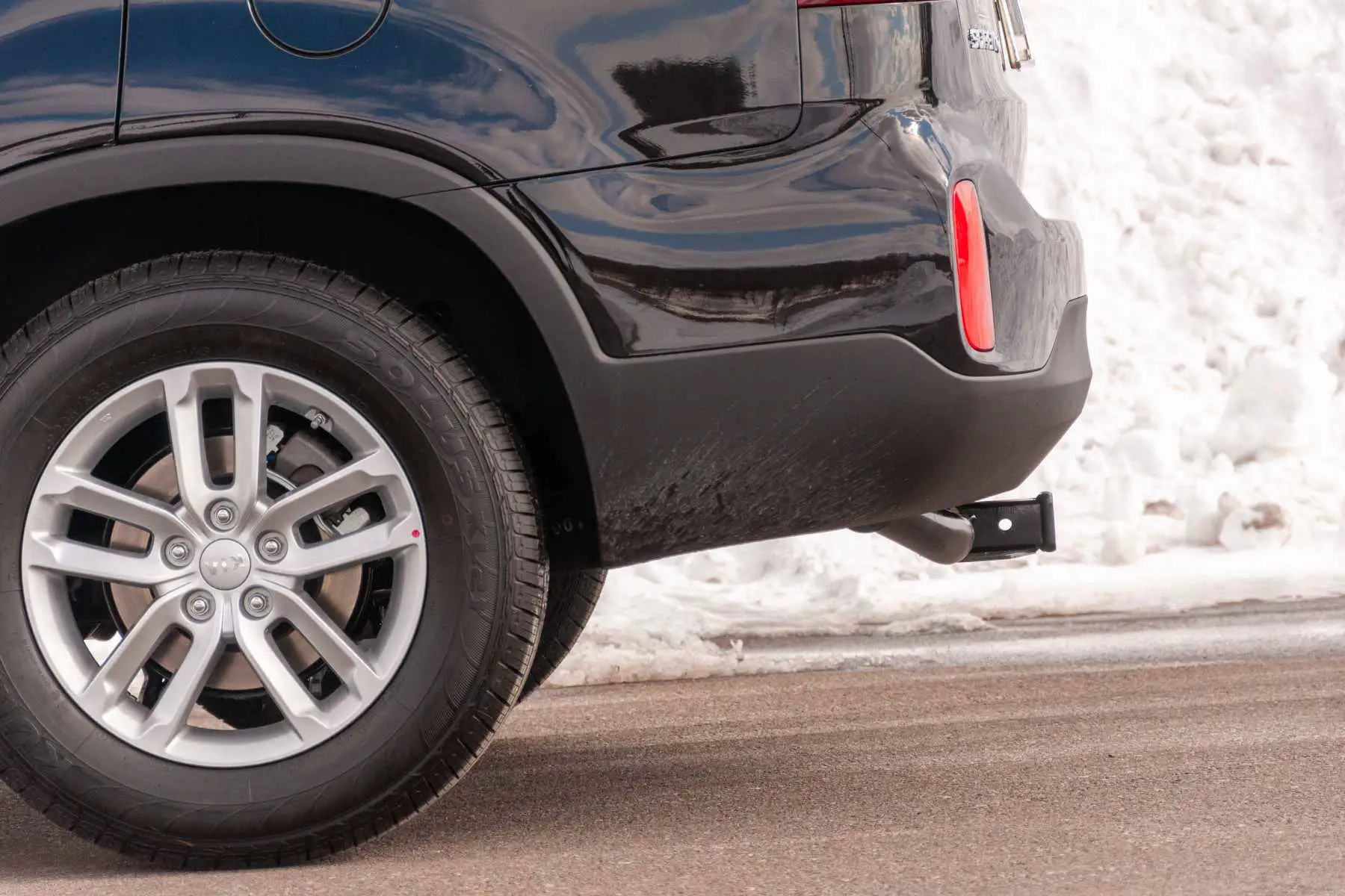 Kia Sorento Trailer Hitch Receiver Under Bumper